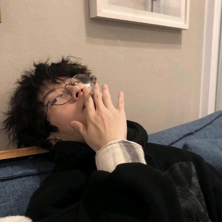 小林唉