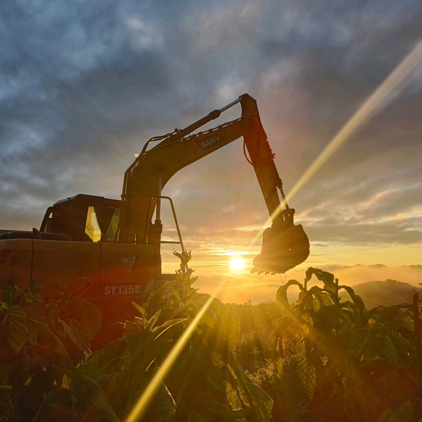 小路工程机械！