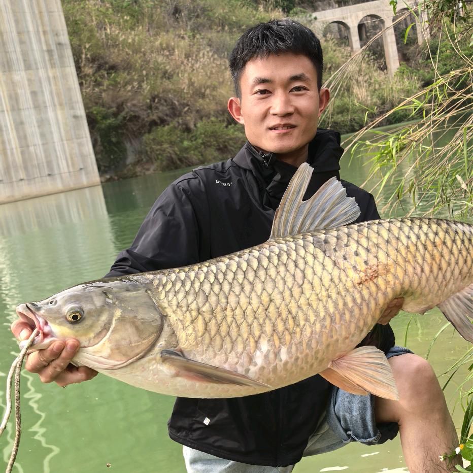 小黄同学反底钓（在罗甸）