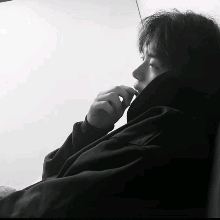 无缘🥀头像