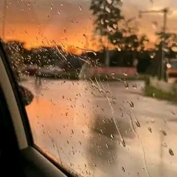 凌晨的雨