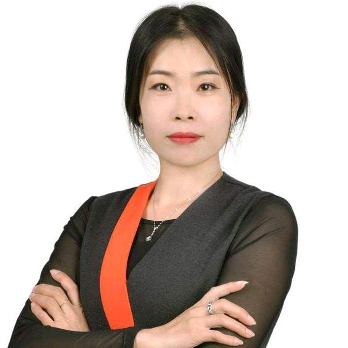 李英修改服装