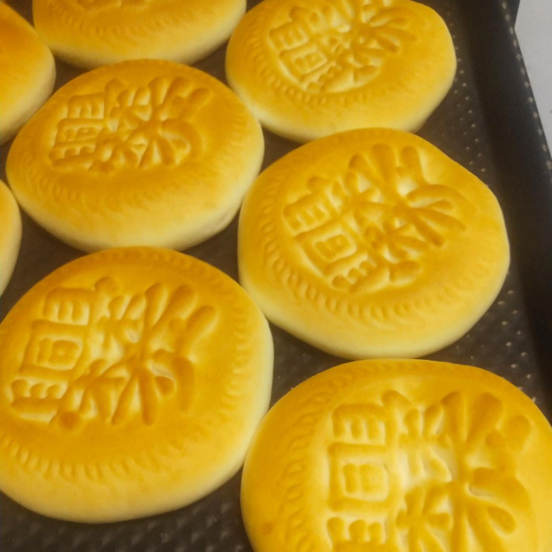 爨村美英饼业牛曲莲红糖福饼