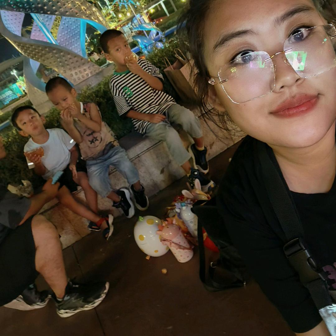 “。。。。。”