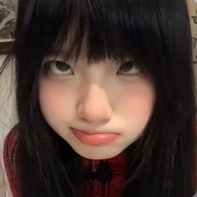 发光的黑煤球