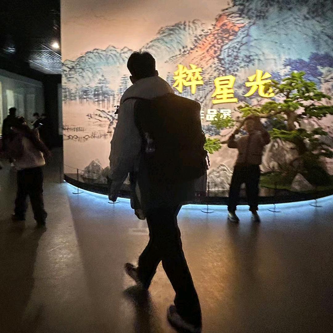 赵俊灏（一顿能吃两碗大米饭）