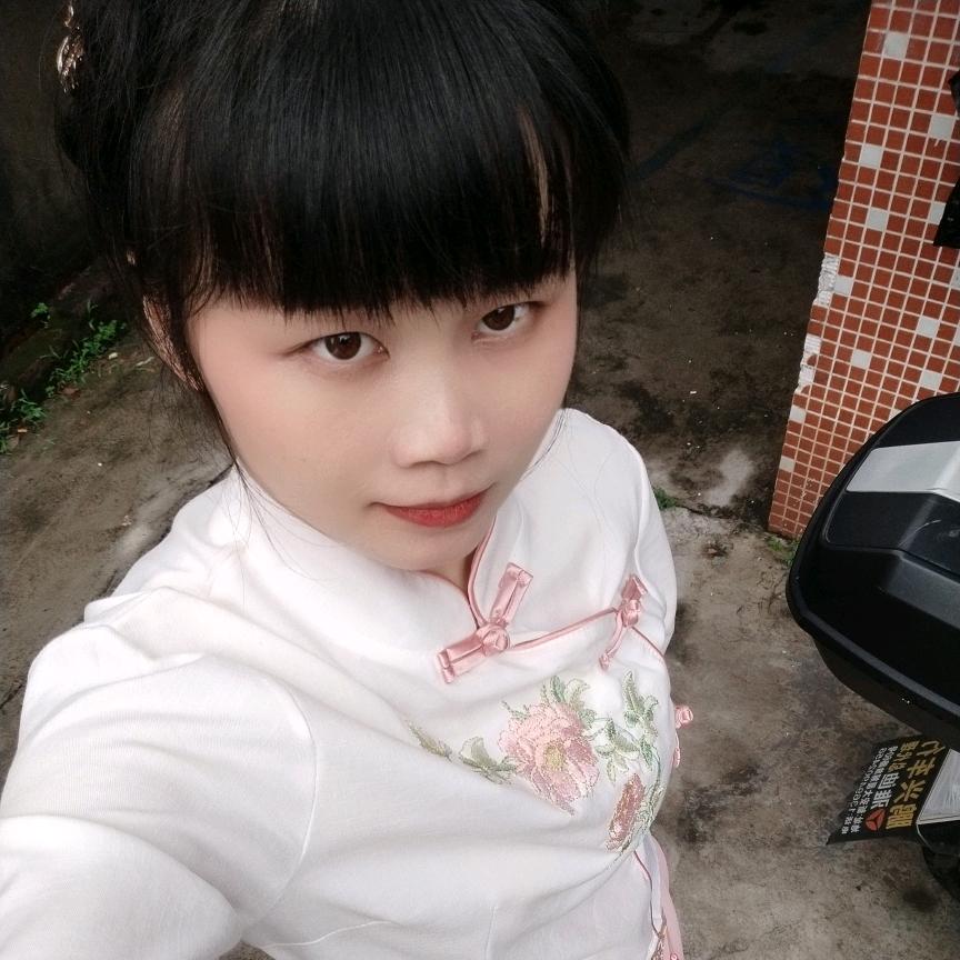 官晓默