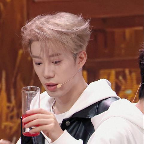 牛肉面没肉.🌾