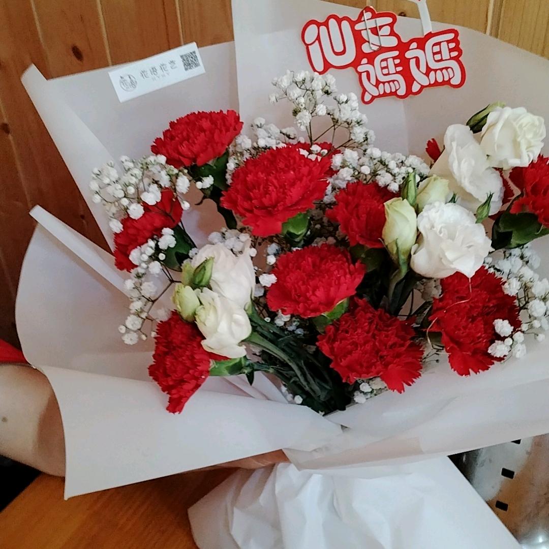 玉壶光转