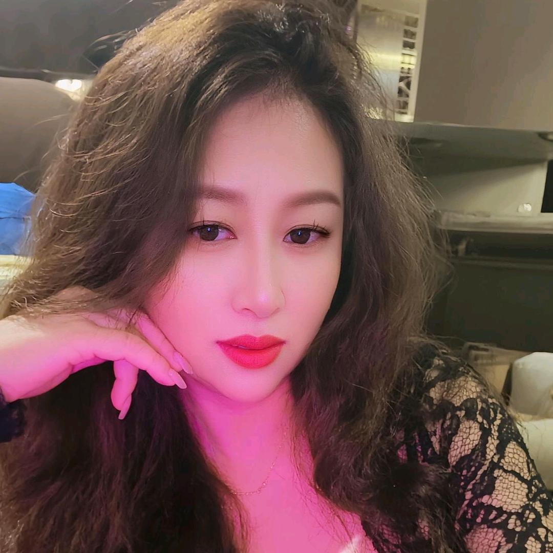 ༃心伤💖谁疼🐰ꦿ໌້₅²₀ ั