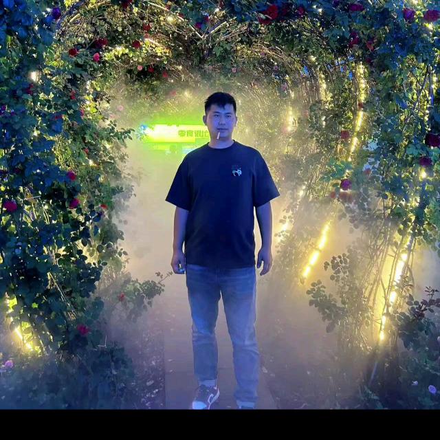 ☞余生“顺逐”小余☜