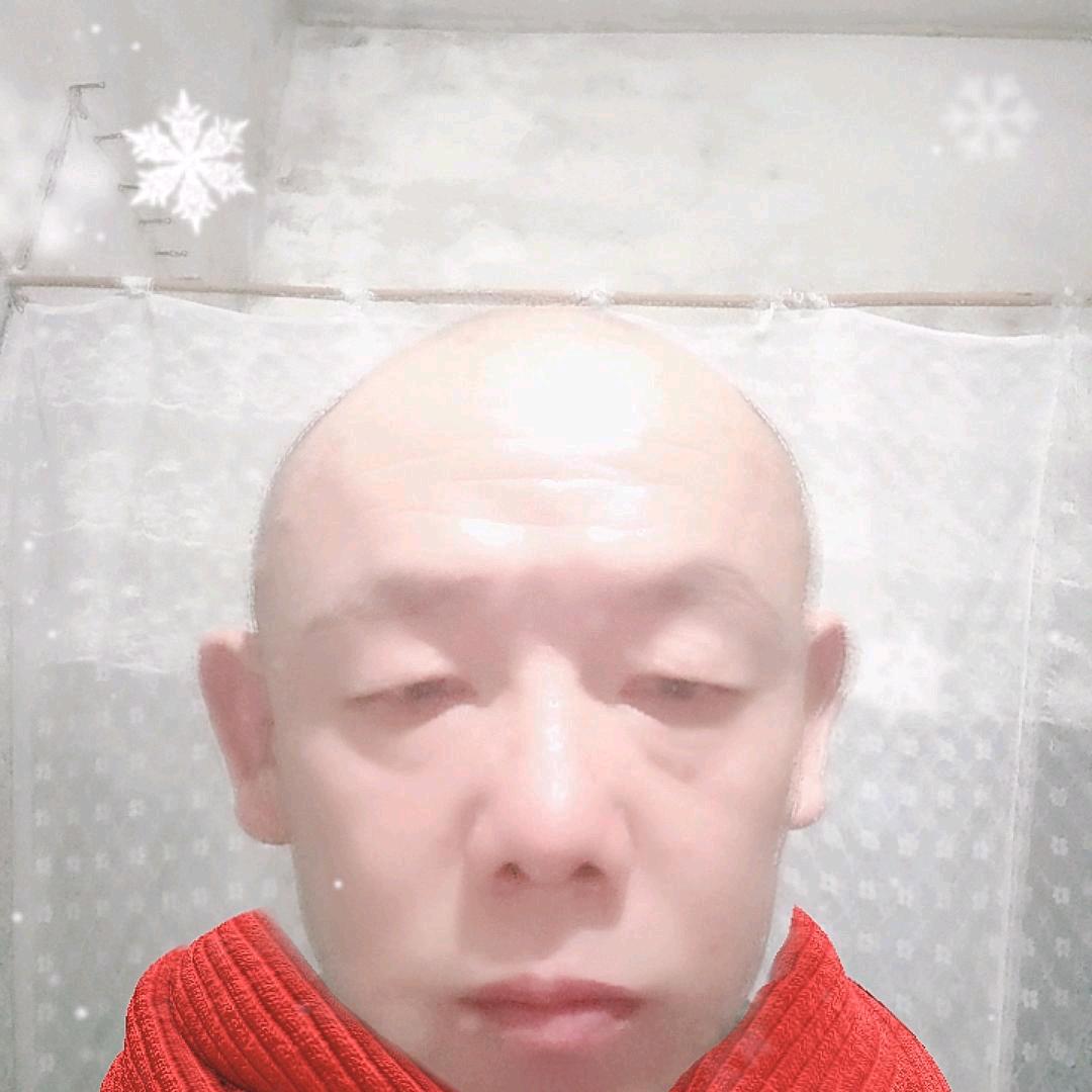阿明吃喝玩乐本地生活。