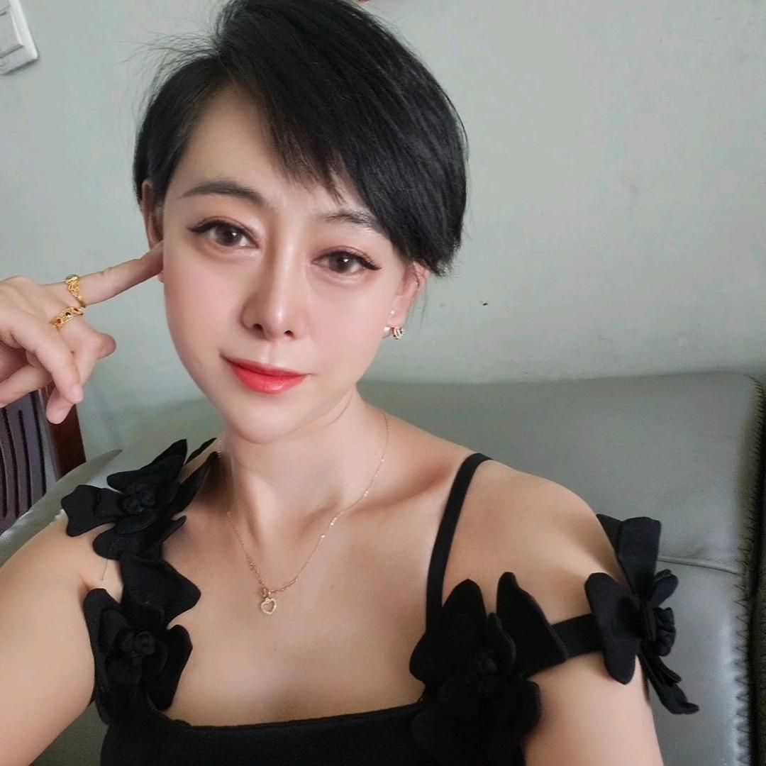 🐬 王婷小姐姐