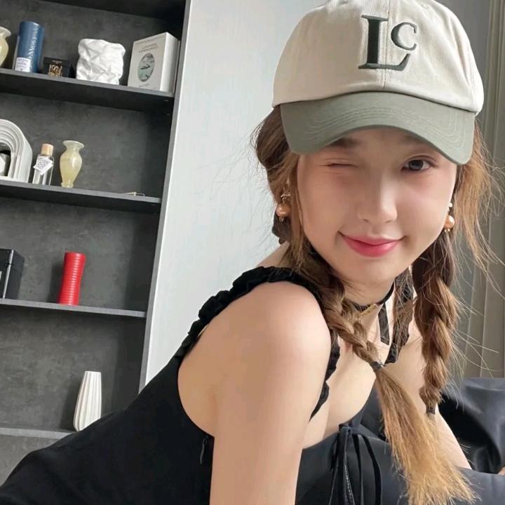 子茜