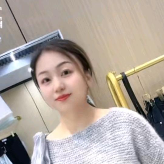 彩红💕