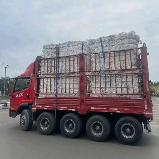 4米2高栏货车