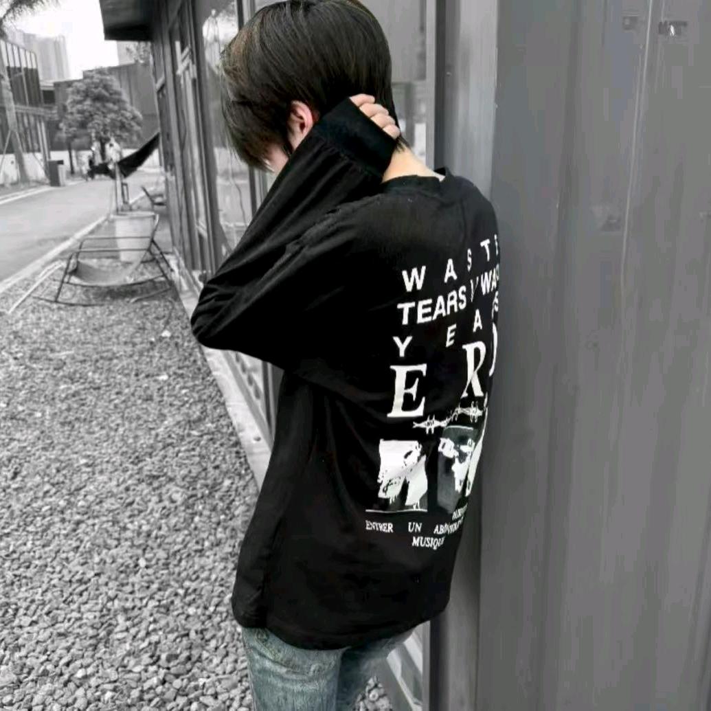 煜.