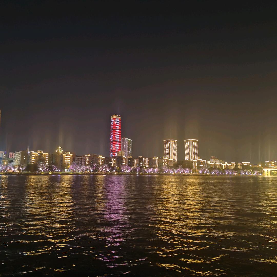 东德·梅斯凯奇钠