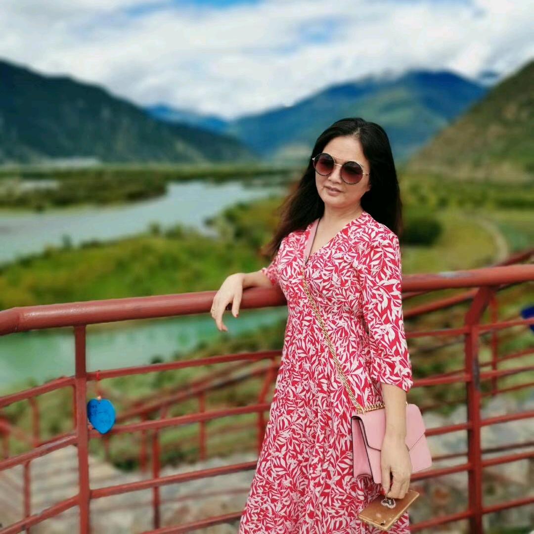 天河岑村金老师舞蹈室的金妈妈