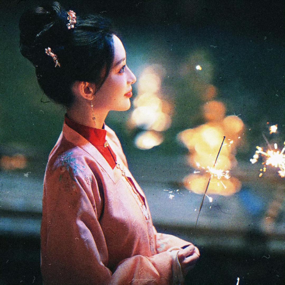 小西施踪啦ᥫᩣ