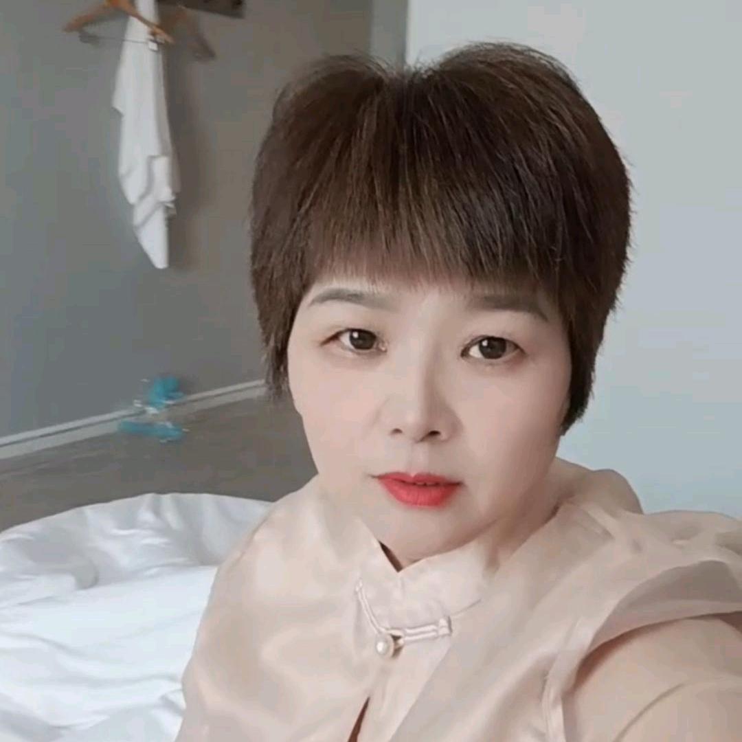 杨姐七点开播了