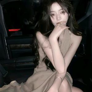 草莓味小萱萱