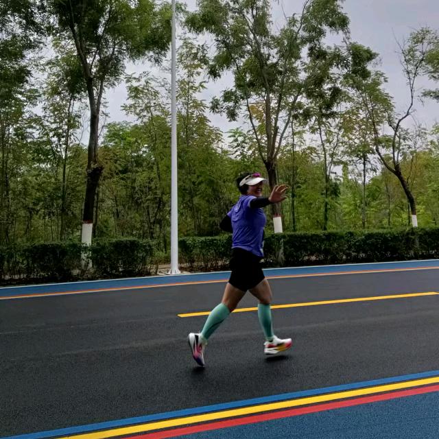 三个棉袄一个貂