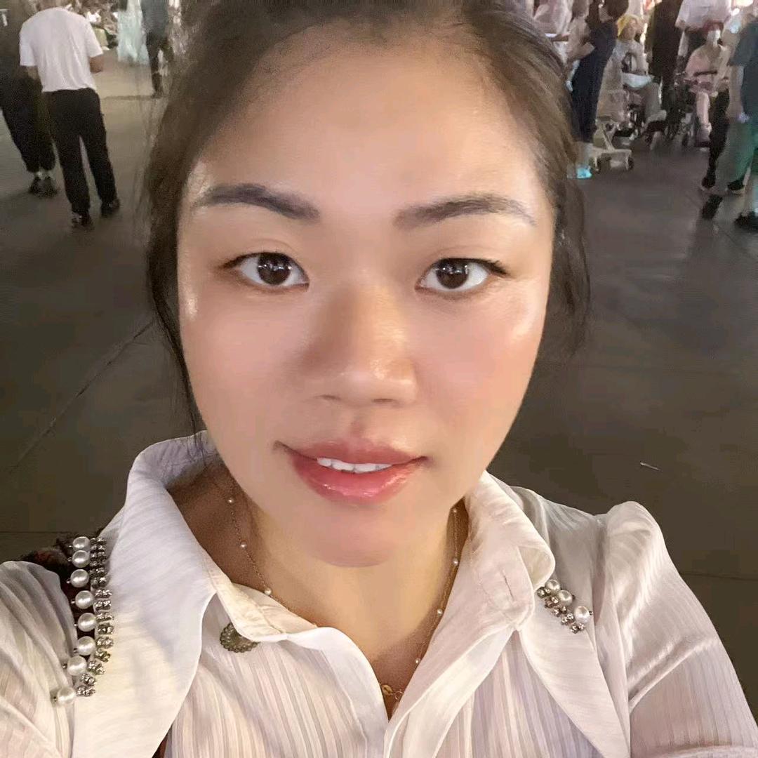 裕梦梦