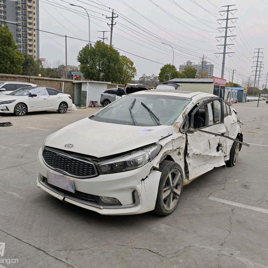 汽车快速钣金喷漆