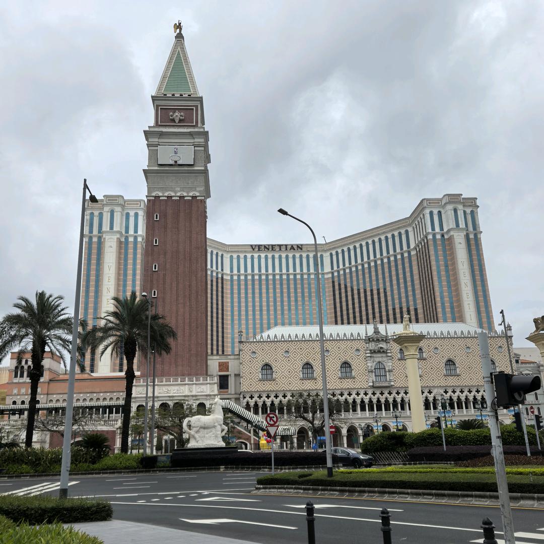 零零七