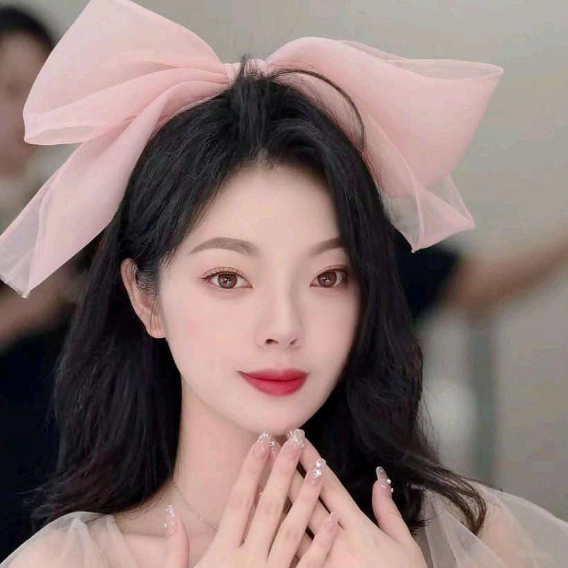 胡美莉👸