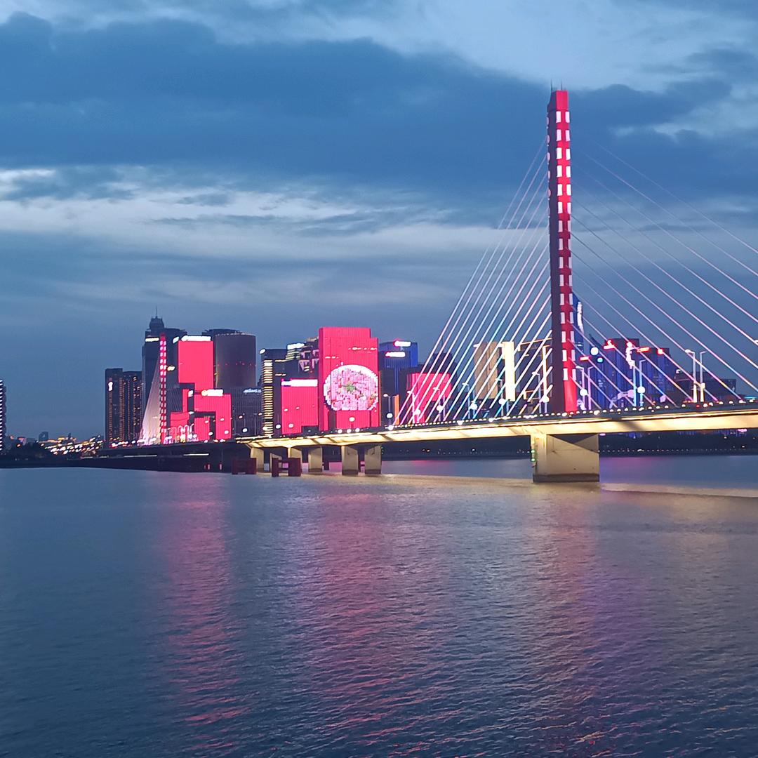 ദ്ദി˶•̀ 嚴 •́)✧