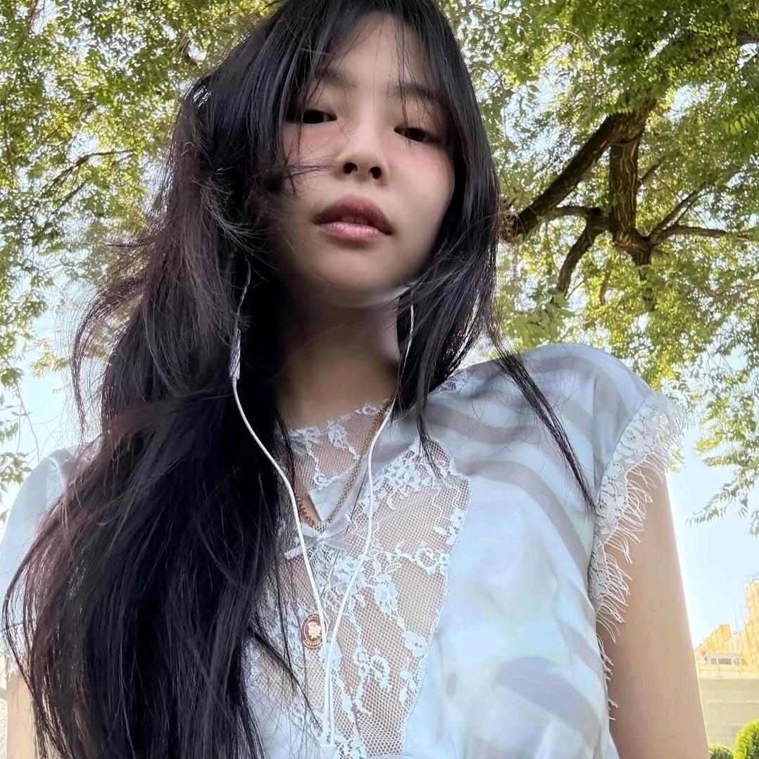 Julie咕咚