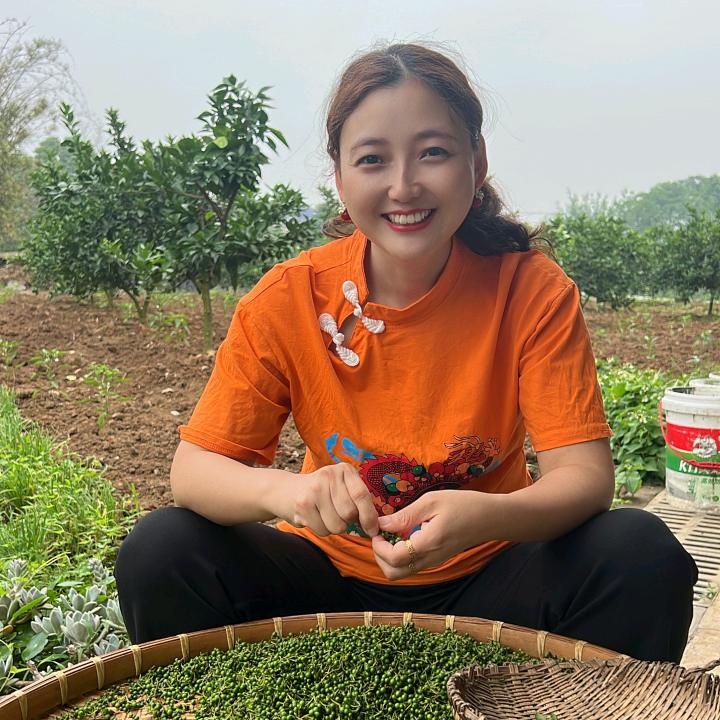 金燕姐（橱窗🈶好吃的）