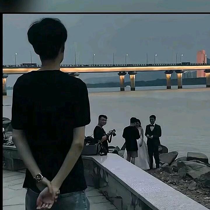 🖤