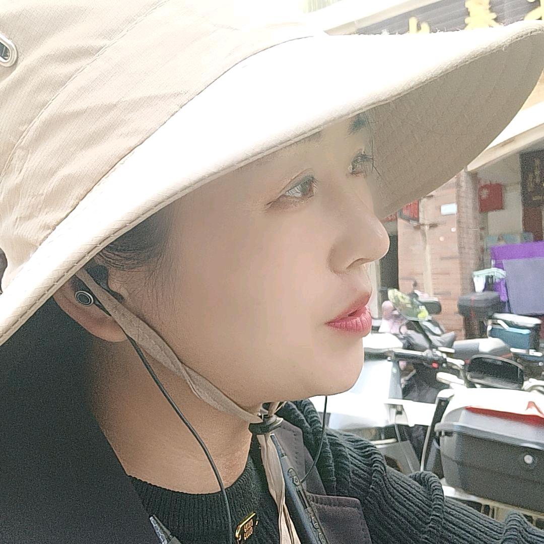 等一个表杨女士