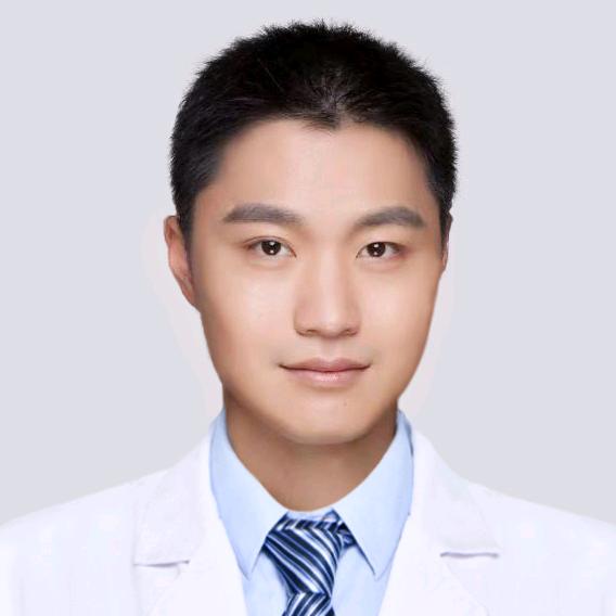 女性泌尿外科医生方伟林