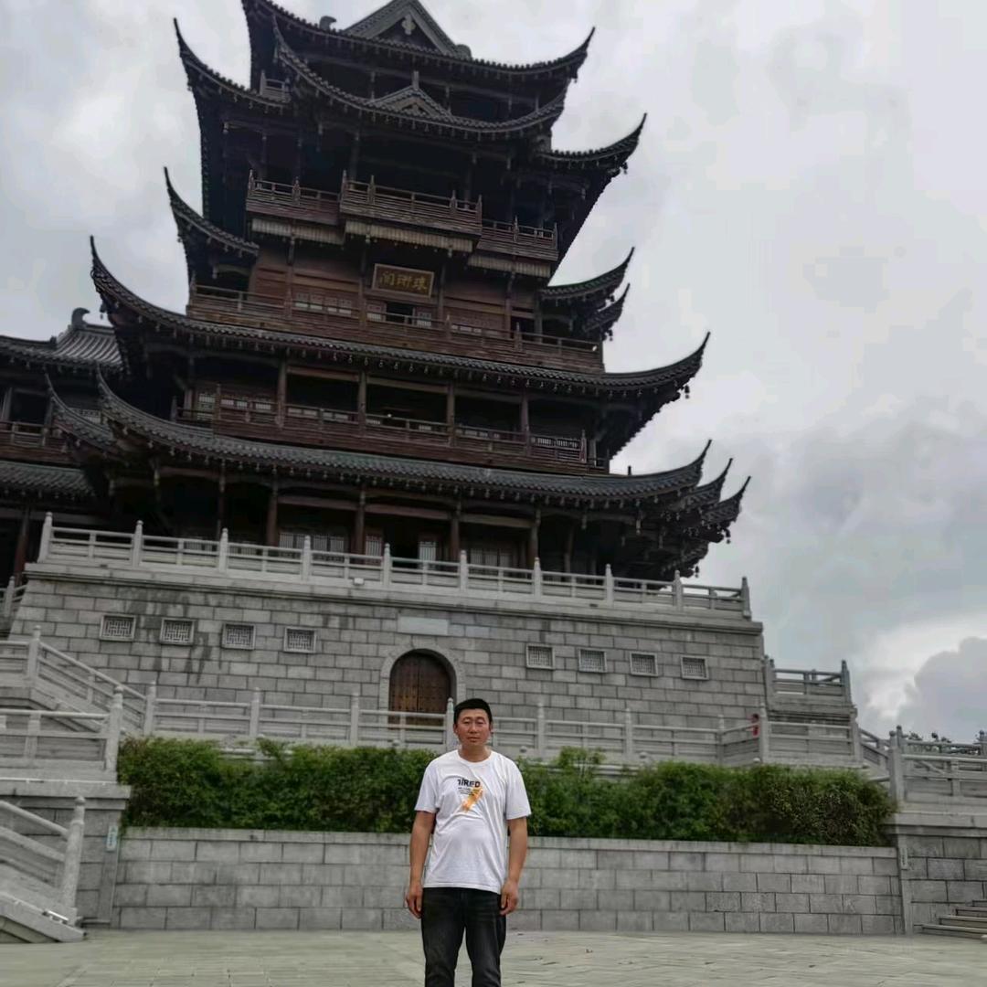 无人ོ李࿐ᩚ哥