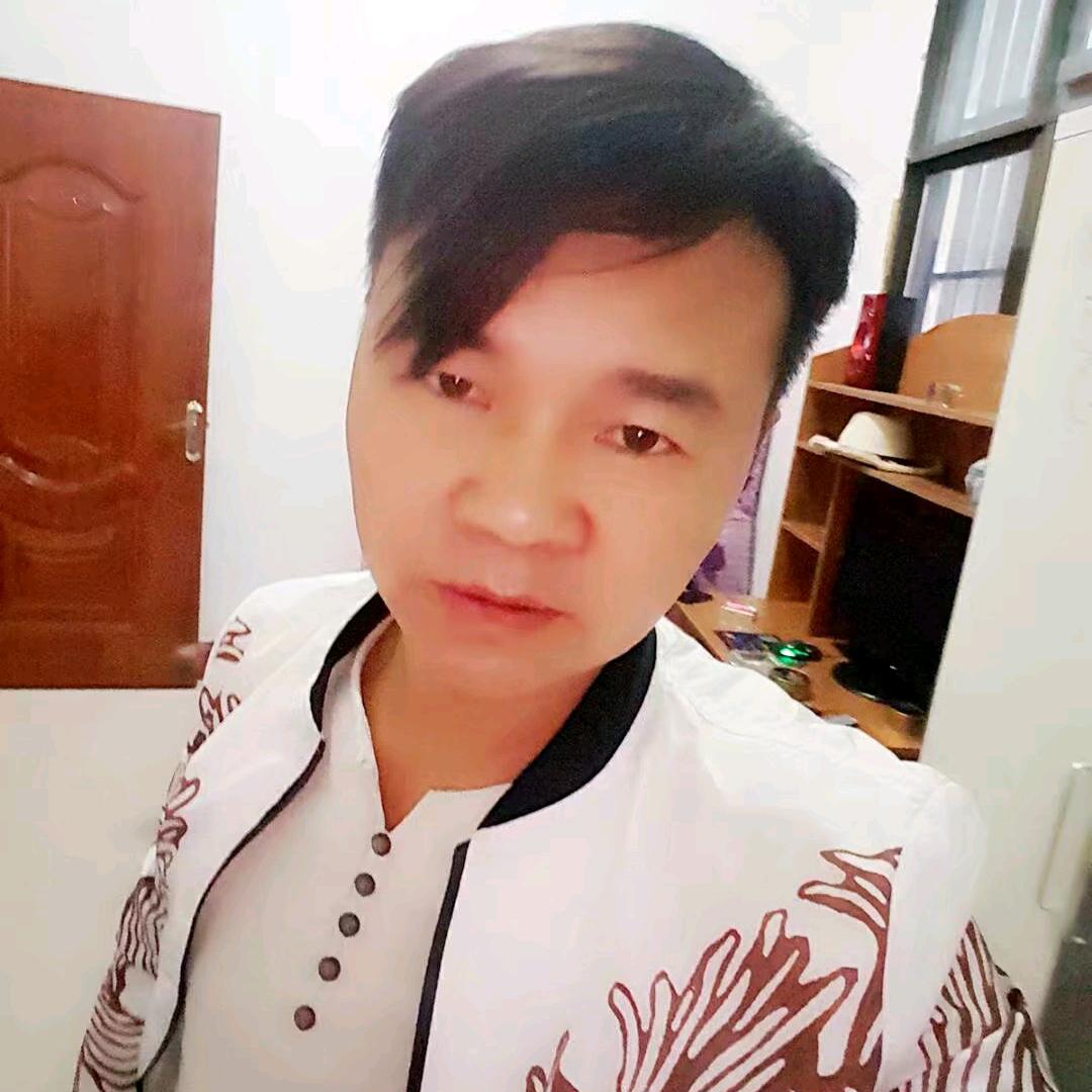 ❤️单身长发❤️🌹