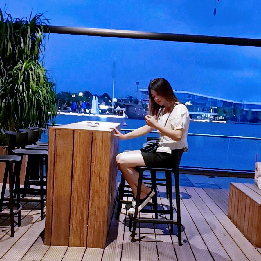小石头♬