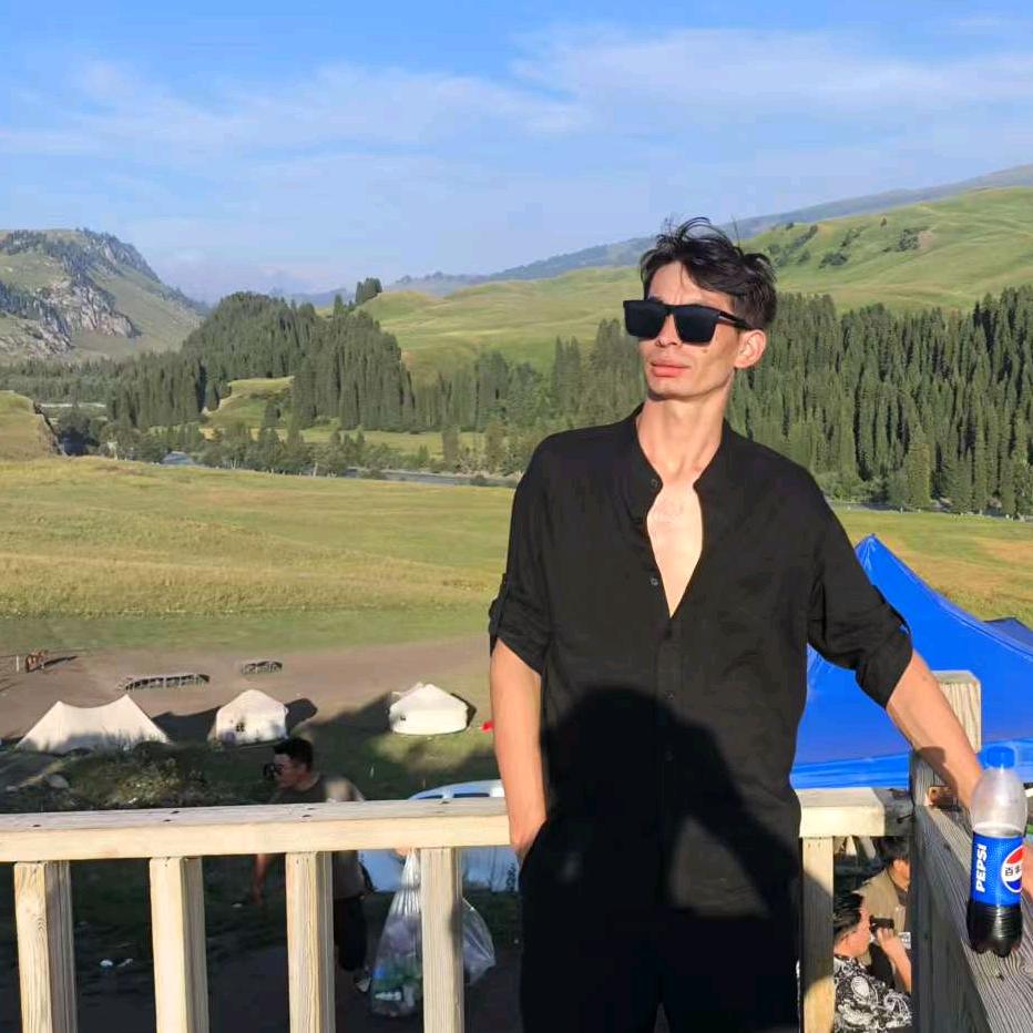 玉苏普艾力 👉👆👇✍️