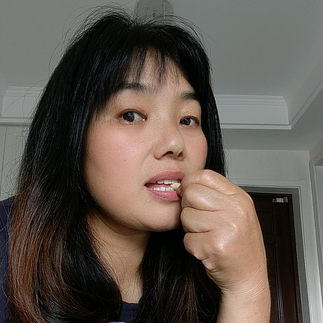 英子