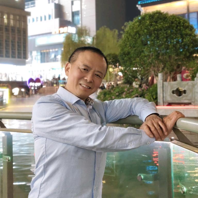 开心快乐的老怪