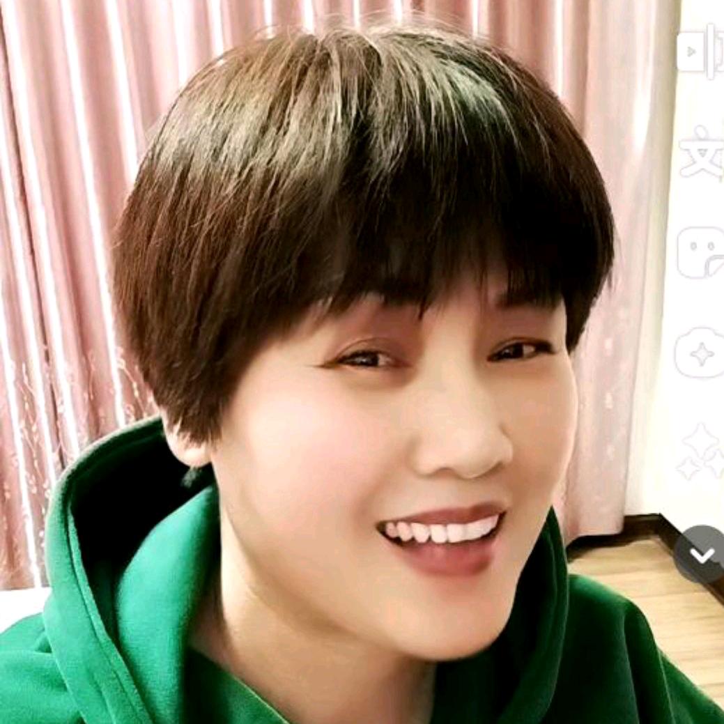 快乐姐橱窗