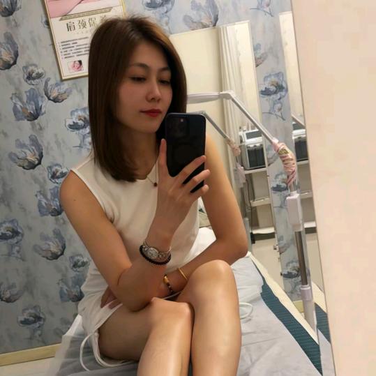 李莉