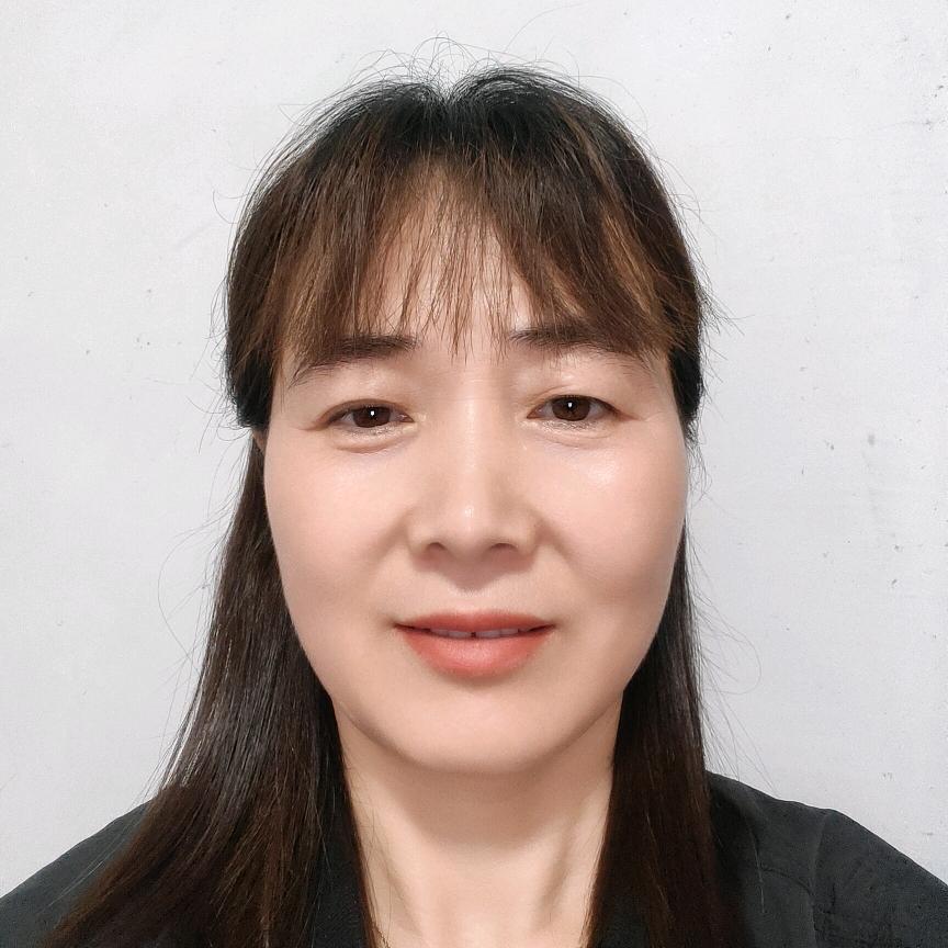 姚春华  华子