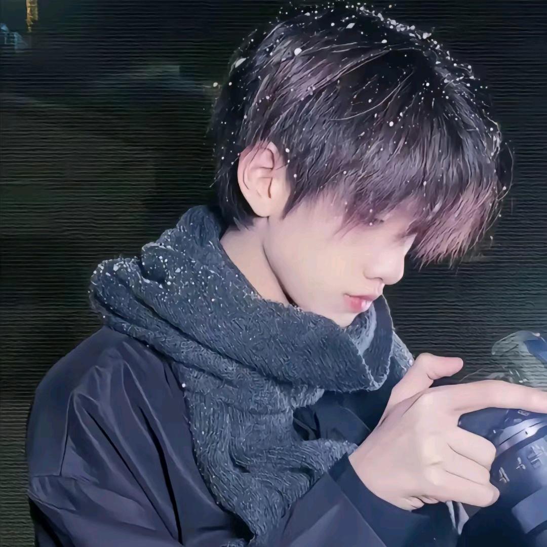 剪辑音乐合唱者（阿挺）