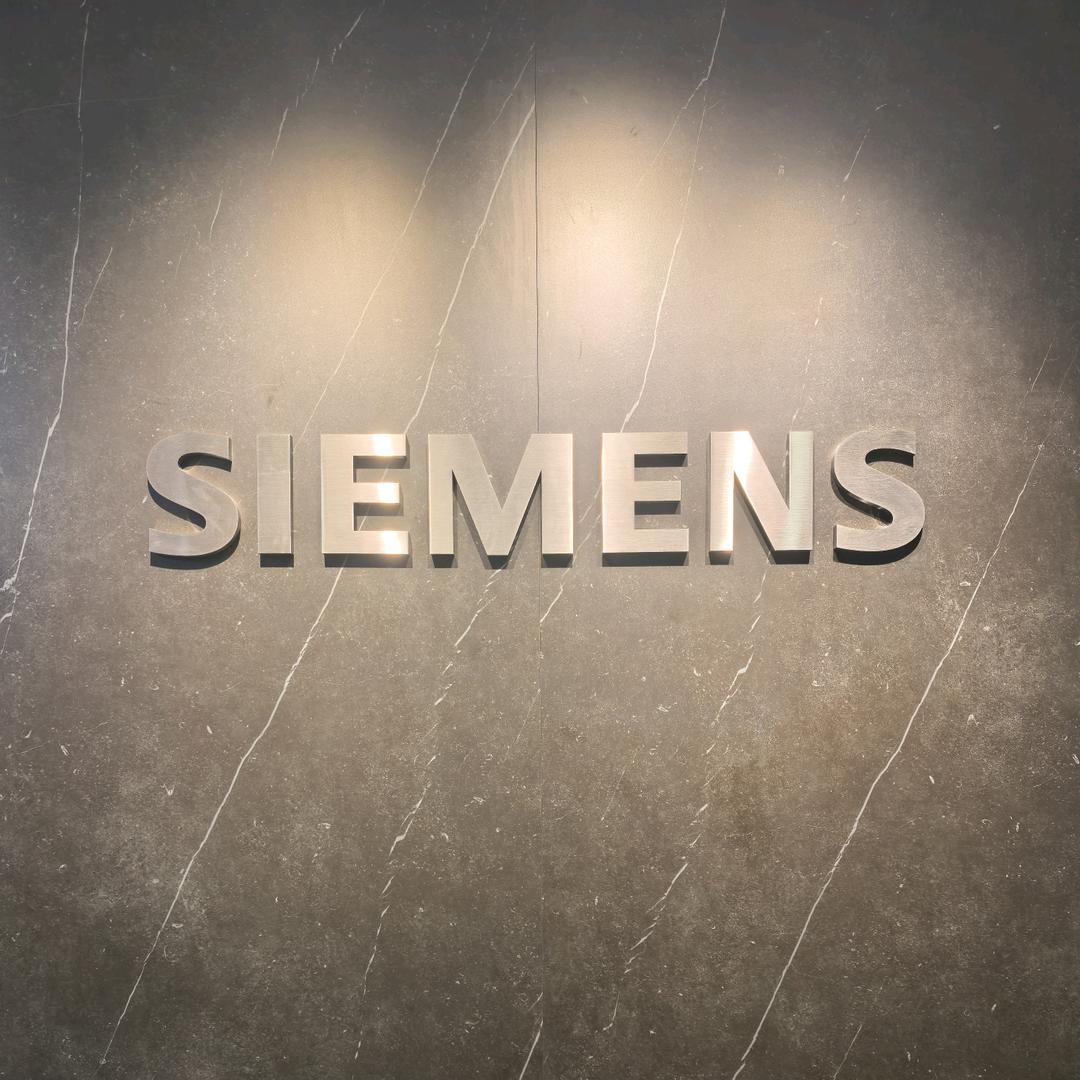 西门子电器～谢春婷