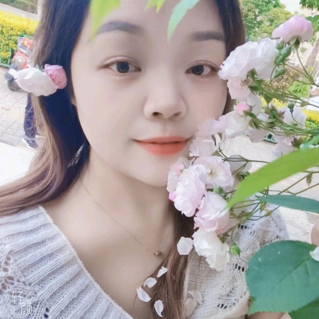 丛丛娜年