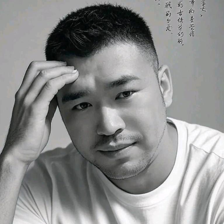 李朝鸿